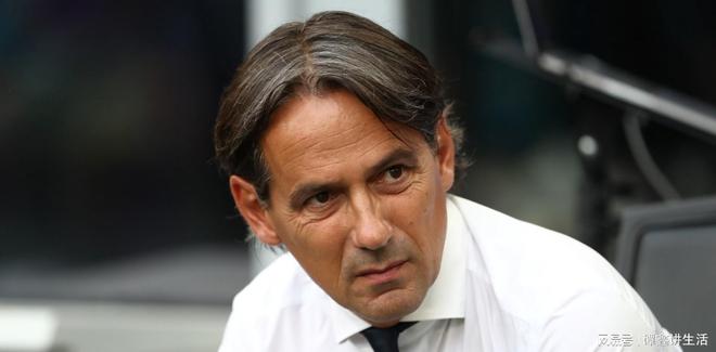 或者在中场 或者在中场